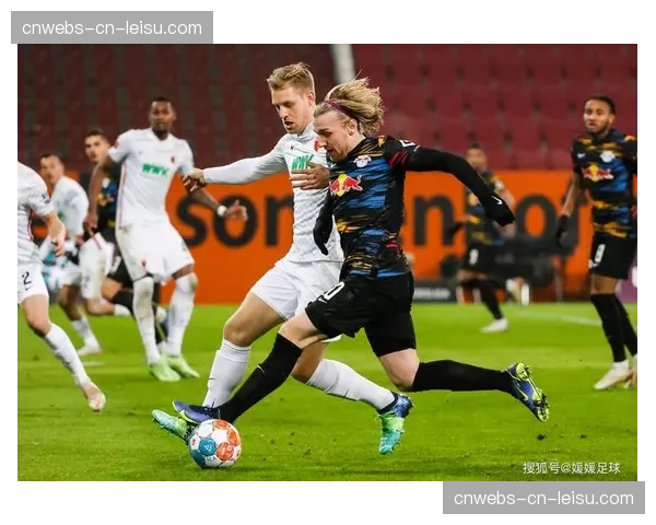 斯图加特3-0完胜奥格斯堡,稳固积分榜第三位置 斯图加特3-0完胜奥格斯堡,稳固积分榜第三位置